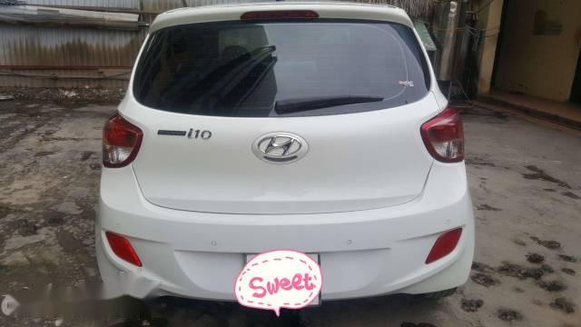 Bán Hyundai Grand i10 đời 2015, màu trắng