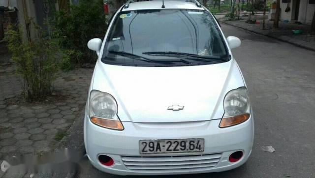 Bán ô tô Chevrolet Spark MT sản xuất năm 2011, màu trắng