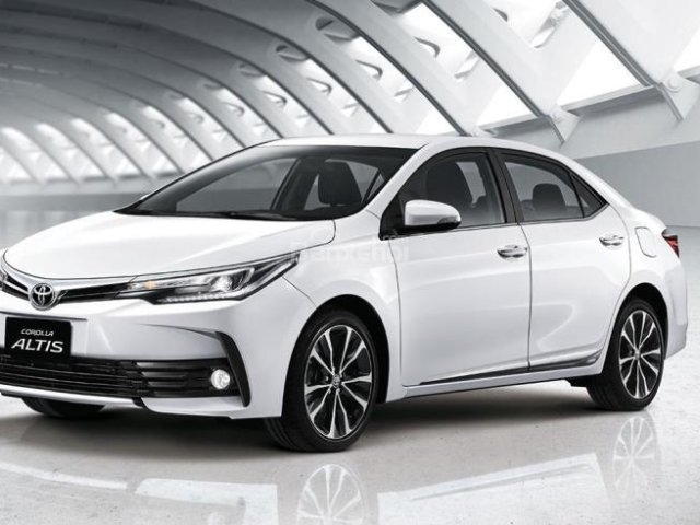 Bán xe Toyota Corolla Altis 1.8 CVT phiên bản V ghế da, DVD, camera de