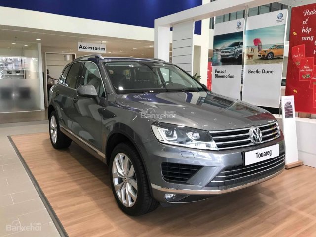 Volkswagen Touareg GP 3.6 AT 2017, nhập khẩu nguyên chiếc, hotline: 0905 413 168