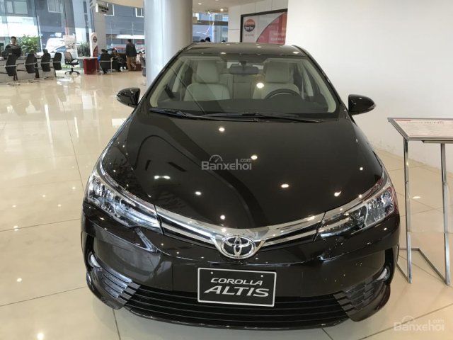 Cần bán Toyota Corolla Altis 1.8G, giá chỉ 713tr, đủ màu, giao xe ngay, hỗ trợ trả góp 90% lãi cực thấp