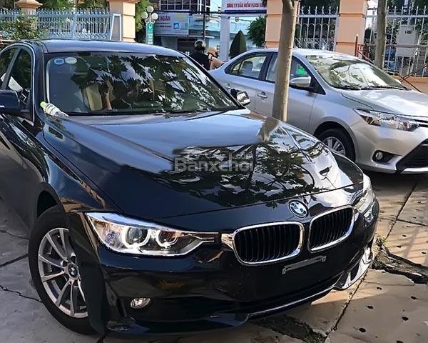 Cần bán xe BMW 3 Series 320i sản xuất năm 2014, màu đen, nhập khẩu nguyên chiếc