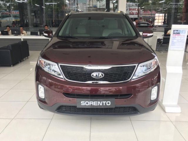 Bán Sorento máy xăng full option - Hỗ trợ vay ngân hàng đến 90%