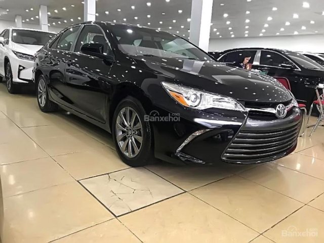 Bán Toyota Camry XLE 2.5 2017, màu đen, xe nhập