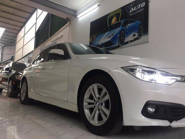 Bán xe BMW 3 Series 320i đời 2015, màu trắng