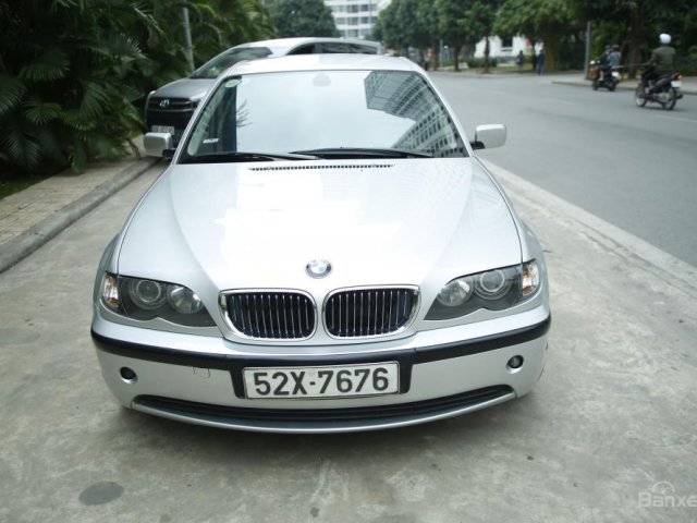 Bán xe BMW 3 Series 325i 2004, màu bạc, xe nhập  