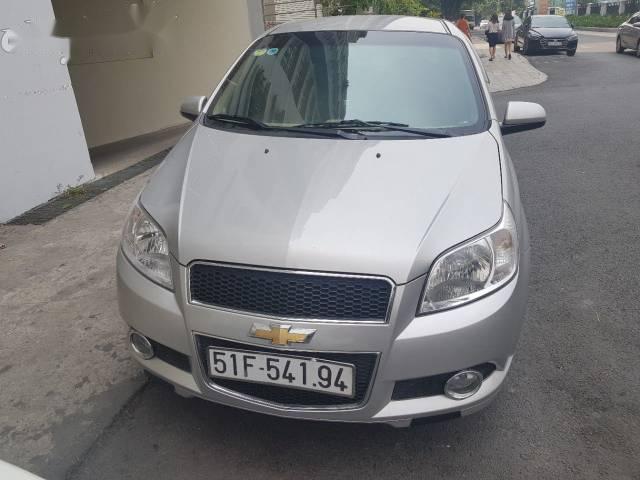 Bán ô tô Chevrolet Aveo LTZ năm 2015, màu bạc