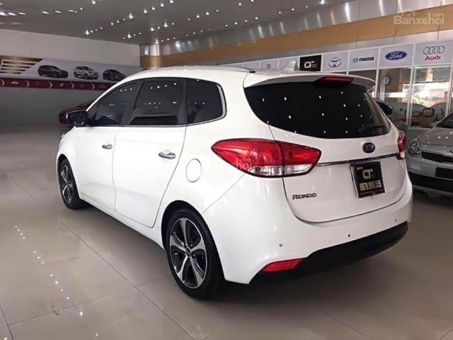 Bán Kia Rondo GAT năm 2015, màu trắng  