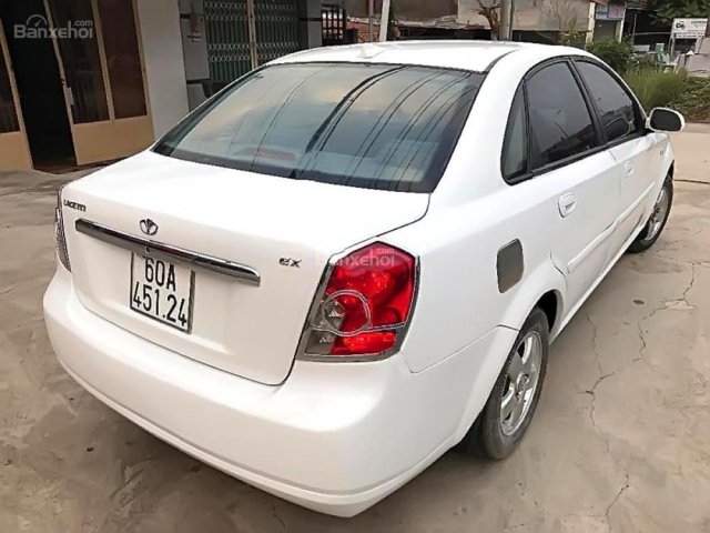 Bán xe Daewoo Lacetti EX 1.6 MT sản xuất 2004, màu trắng xe gia đình