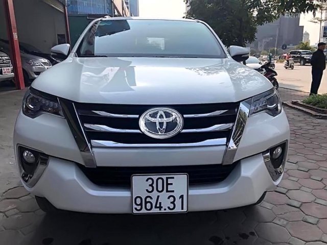 Bán ô tô Toyota Fortuner sản xuất 2017, màu trắng, nhập khẩu nguyên chiếc chính chủ