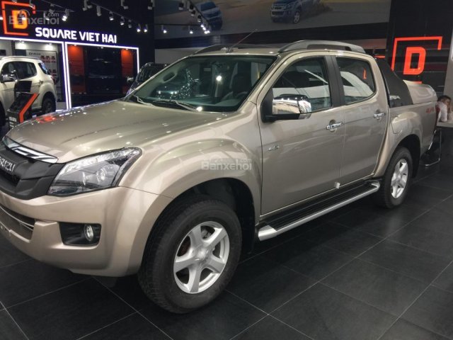 Bán Isuzu Dmax 2.5L 4X4MT, năm sản xuất 2017, xe nhập