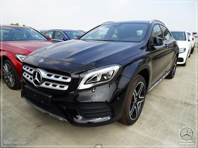 Bán Mercedes-Benz GLA 250 4 Matic - Xe SUV nhập khẩu - Hỗ trợ bank 80% - Ưu đãi lớn Tết 2020- LH: 0919 528 520