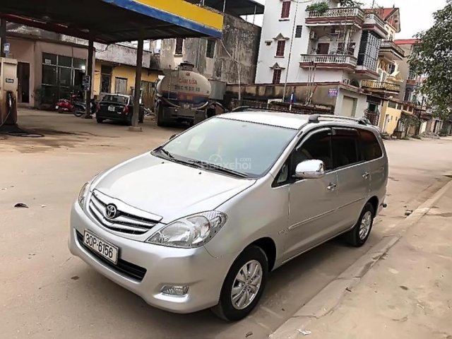 Chính chủ bán Toyota Innova 2.0G đời 2009, màu bạc