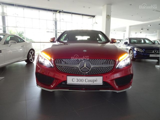 Bán Mercedes C300 Coupe đời 2018, màu đỏ, nhập khẩu