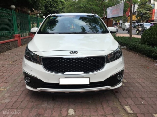 Bán Kia Sedona dòng full Option 3.3 GATH date 07/2017 màu trắng