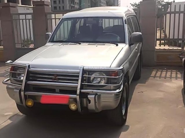 Cần bán lại xe Mitsubishi Pajero năm 1993, màu bạc, nhập khẩu nguyên chiếc, giá chỉ 92 triệu