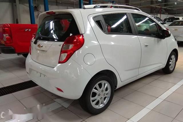 Cần bán Chevrolet Spark Duo đời 2018, màu trắng