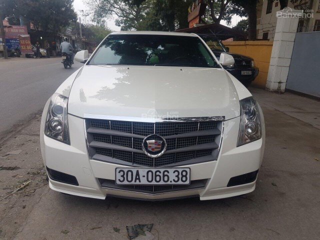 Bán Cadillac CTS năm 2010, màu trắng, nhập khẩu