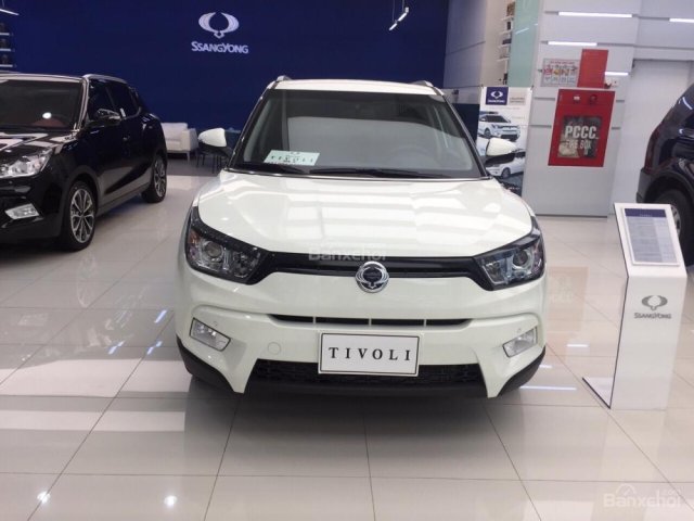 Bán Ssangyong TiVoLi nhập khẩu nguyên chiếc Hàn Quốc, giảm 118 triệu, giá 619 triệu. LH Mr Hào 0937936975