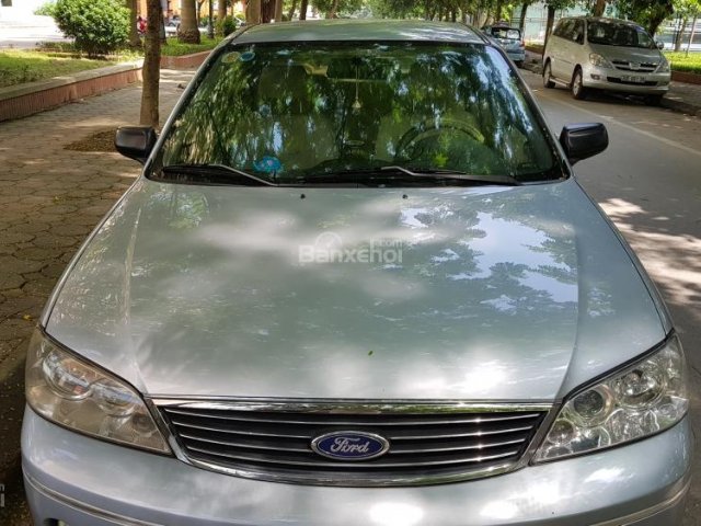 Bán Ford Laser LXi năm sản xuất 2005, màu bạc 