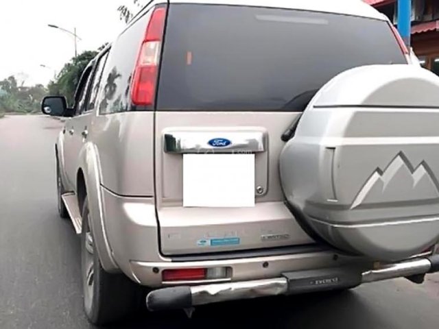 Cần bán xe Ford Everest 2.5 sản xuất 2010 chính chủ giá cạnh tranh