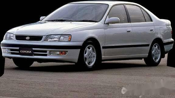 Cần bán gấp Toyota Corona năm 1985, màu bạc
