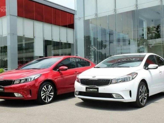 Cần bán xe Kia Cerato 1.6 AT đời 2018, màu trắng