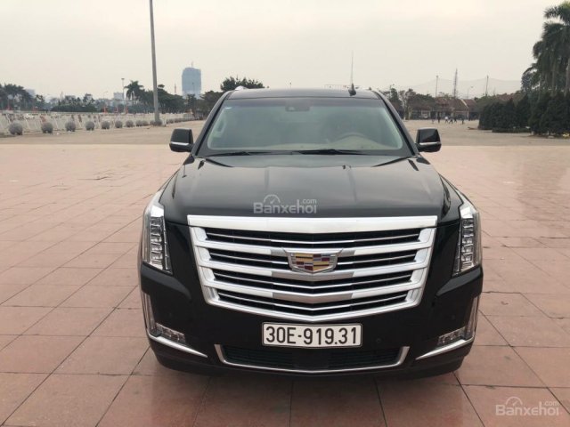 Cadillac Escalade ESV Platinum đời 2017, cần bán ngay, chính chủ giá tốt