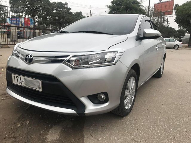 Bán ô tô Toyota Vios 1.5E MT năm 2017, màu bạc