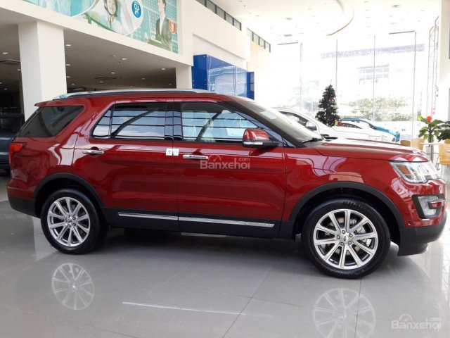 Đại lý Ford Explorer mới- 7 chỗ giá 2 tỷ 180tr, hỗ trợ vay 85%. Giá rẻ nhất SG, nhiều màu, giao ngay LH: 0979 722 792