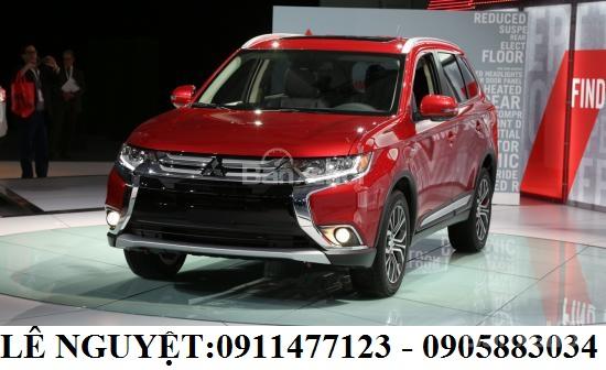 Bán Mitsubishi Outlander 2.0 7 chỗ, linh kiện nhập 100%, góp 90%xe, LH Lê Nguyệt: 0988.799.330