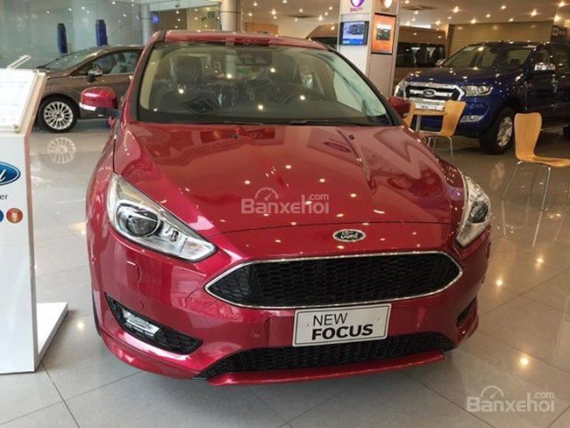 Bán Ford Focus Titanium Sedan 1.5 tăng áp Ecoboost 2018, tặng PK hấp dẫn - LH: 093 1234768