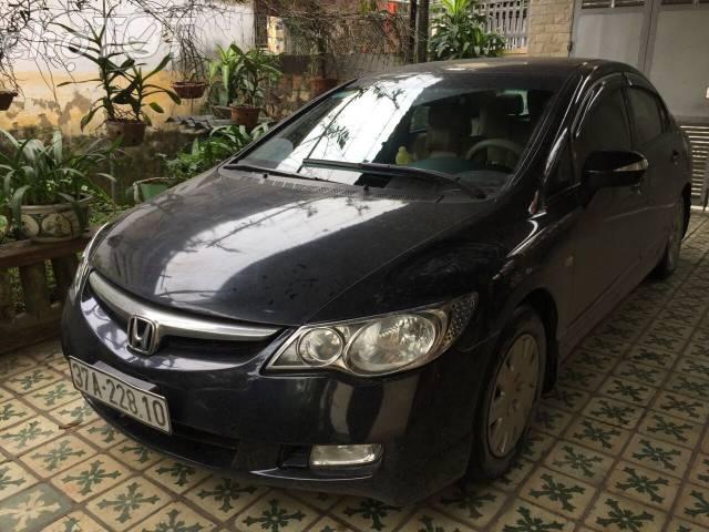 Cần bán xe Honda Civic sản xuất 2008, màu đen, giá 305tr