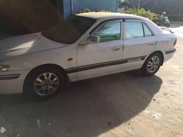 Bán Mazda 626 sản xuất 2001, màu trắng 