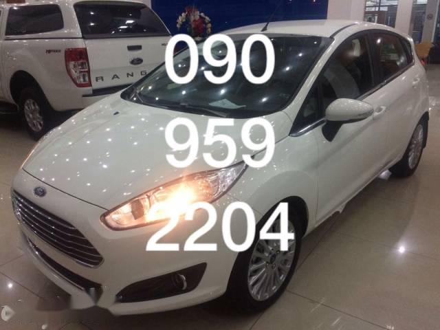 Bán ô tô Ford Fiesta sản xuất năm 2018, màu trắng