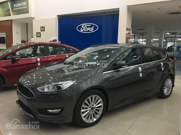 Bán xe Ford Focus 1.5L AT Ecoboost đời 2018 (xe cao cấp), giá xe chưa giảm. Mr. Đạt báo giá xe rẻ nhất: 0931.957.622