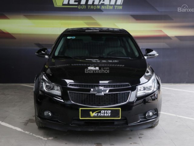 Bán Chevrolet Cruze LTZ 1.8AT năm 2015, màu đen giá cạnh tranh