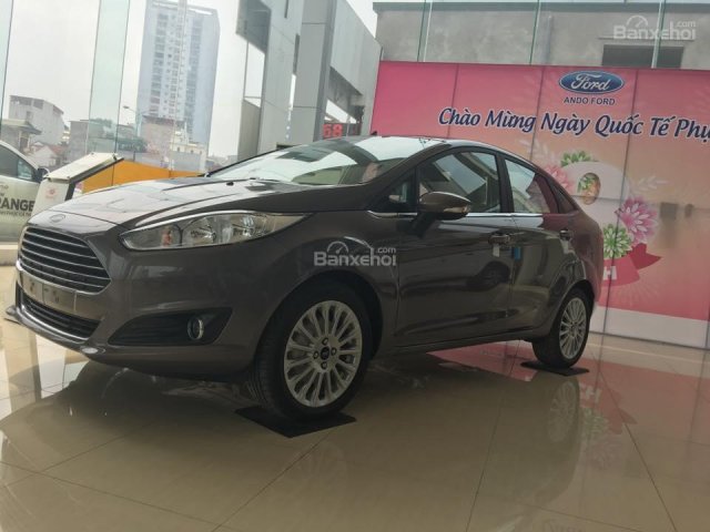 Bán xe Ford Fiesta 1.5 Titanium sedan 4 cửa màu nâu hổ phách, giao xe ngay, hỗ trợ trả góp tới 90%