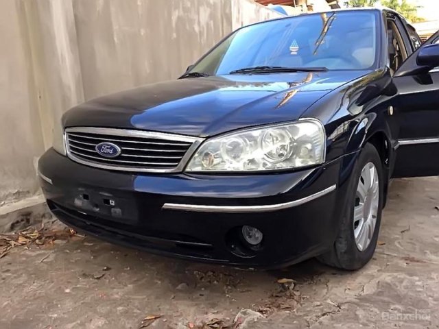 Bán Ford Laser đời 2005, màu đen, giá 225tr