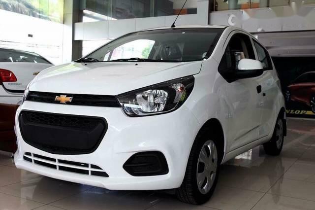 Bán Chevrolet Spark Duo sản xuất 2018, màu trắng, 299 triệu