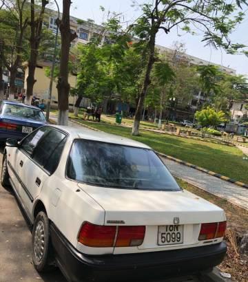 Bán Honda Accord 1992, màu trắng, xe nhập