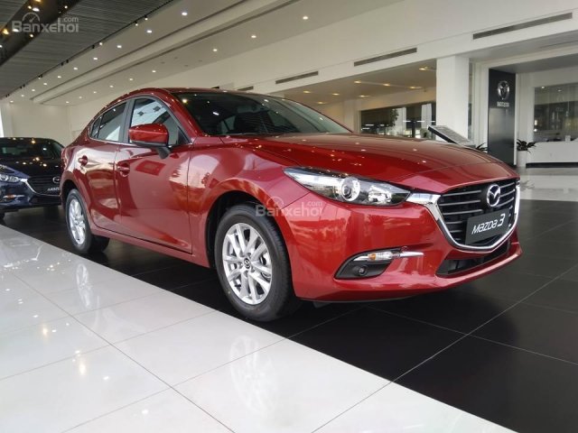 Cần bán Mazda 3 FL 1.5 Sedan 2018, có đủ màu, có xe giao ngay, có gói quà tặng ưu đãi. Lh 0869919151 gặp Phúc Thịnh