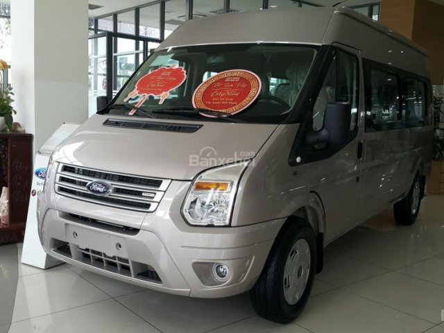 Ford Transit SVP sản xuất năm 2018, xe đủ màu, giao ngay, hỗ trợ mua xe trả góp 80% giá trị xe