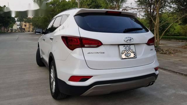 Bán xe Hyundai Santa Fe năm 2016, màu trắng như mới