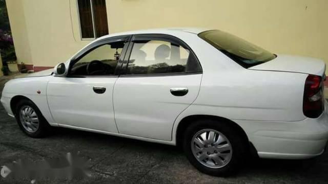 Bán xe Daewoo Nubira 2000, màu trắng, 145tr