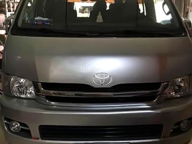 Bán xe Toyota Hiace 2.7 đời 2009, màu xám