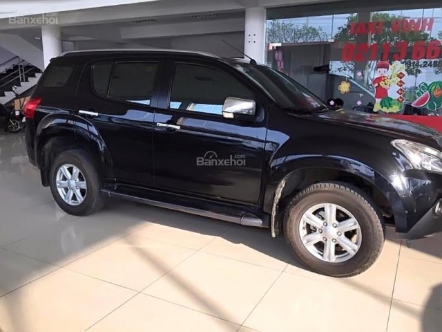 Bán ô tô Isuzu mu-X 3.0AT năm sản xuất 2016, màu đen, nhập khẩu nguyên chiếc