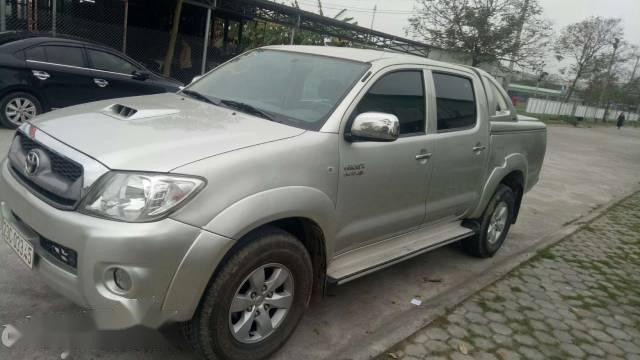 Bán xe Toyota Hilux năm sản xuất 2010, nhập khẩu, giá 395tr