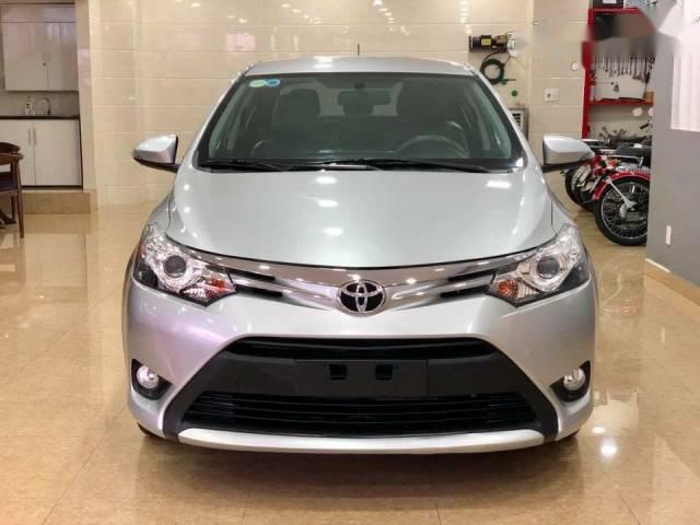 Cần bán Toyota Vios G đời 2014, màu bạc