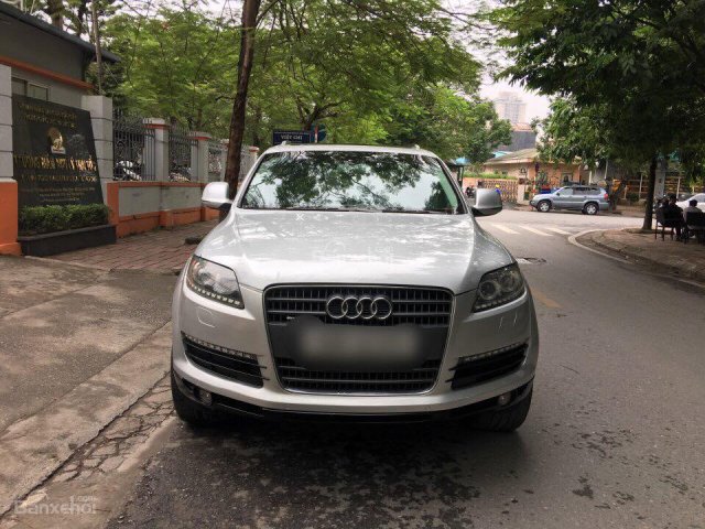 bán xe Audi Q7 2009 số tự động màu bạc nhập khẩu